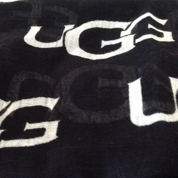 UGG Woven Logo Scarf Black White - Picture 4 of 5